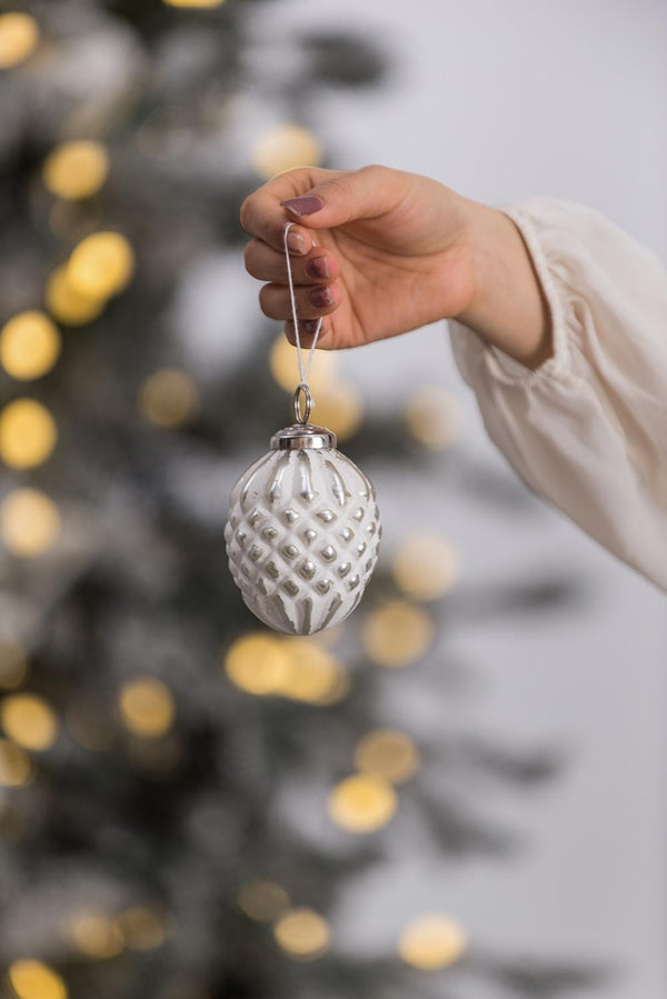 D3.8x4.2'H Christmas Ball Ornaments, Glass Decorative Hanging Ball Christmas Tree Ornaments for Holiday Party Decorations, Set of 6