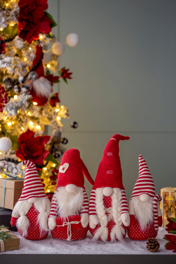 S/4 21.3x5.5x25.5' Fabric Red Gnomes Families Decor